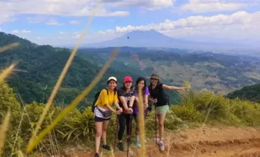 trekking sentul