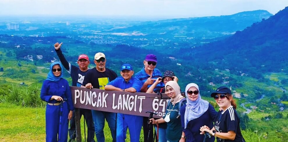 Trip Puncak Langit Sentul dengan pemandangan alam dan jalur trekking terbaik